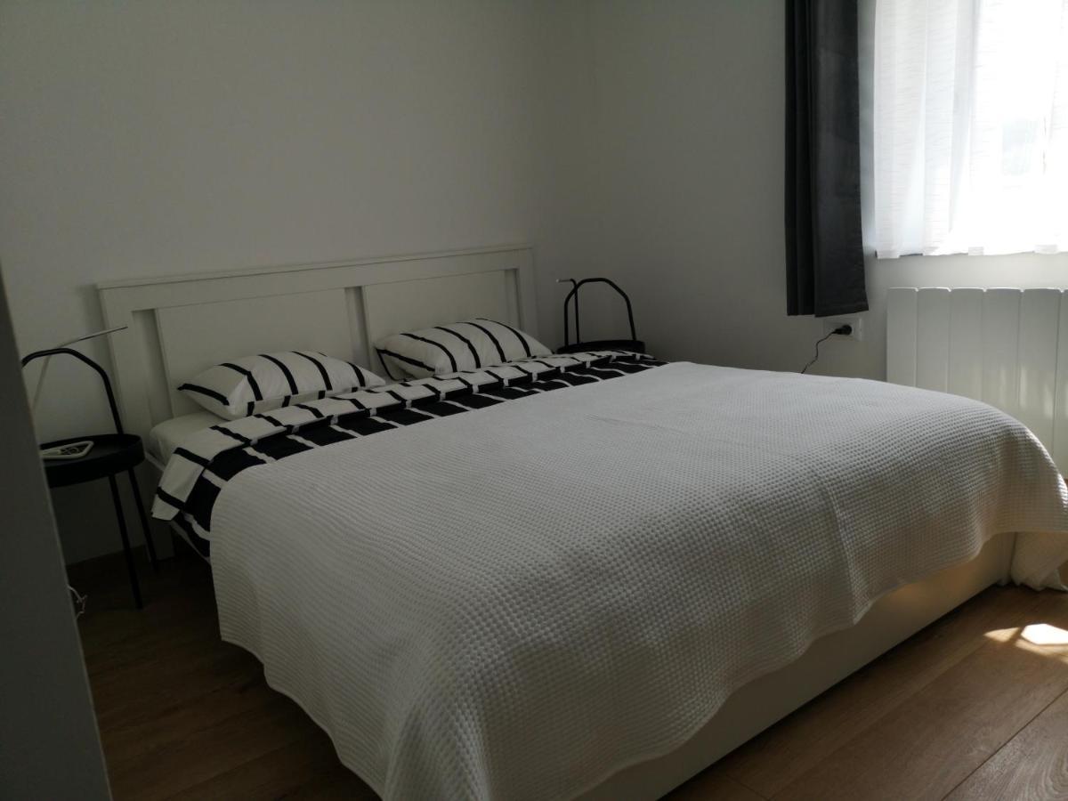 كرابينا Mega Hostel المظهر الخارجي الصورة